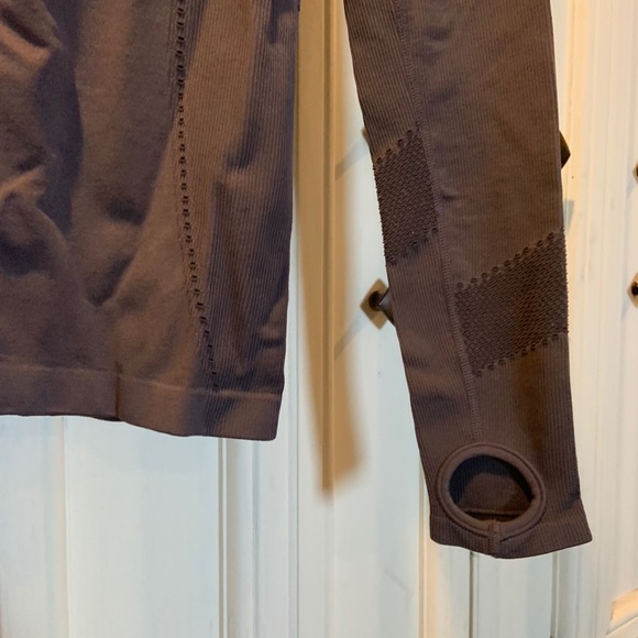 Fabletics Jacket - Picture 4 of 4